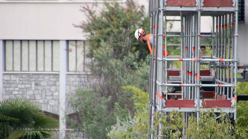 Edilizia: nel 2025 Sondrio corre, Lecco insegue