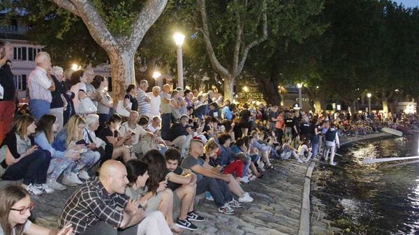 Questa sera i fuochi sul lungolago
