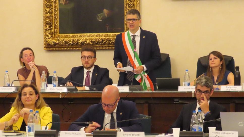 Inizia l’era Boscagli: «Cambiamo la città partendo dai giovani»