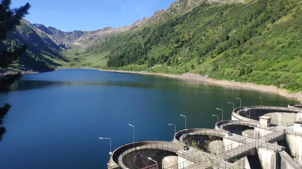 Più acqua dai grandi invasi idroelettrici: accordo tra Regione e gestori 