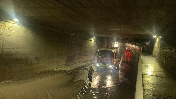 Calolziocorte: sottopasso allagato in Via Mazzini, intervento della protezione civile