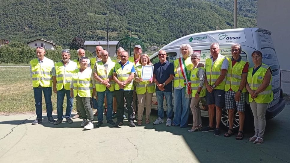 Auser Tirano, nuovo mezzo  a supporto di anziani e disabili