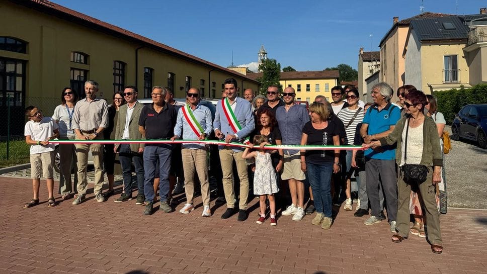 Bosisio Parini, inaugurato il nuovo parcheggio per scuola e canoa club