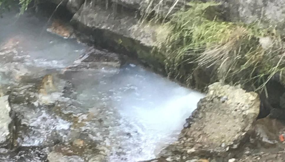 Montespluga: siero del latte nel fiume Liro: «Inquina più della fognatura»