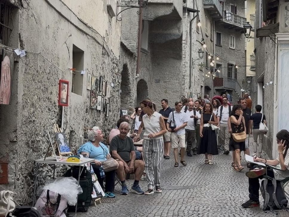 “Scarpatetti Arte”: a Sondrio galleria a cielo aperti, musica e laboratori