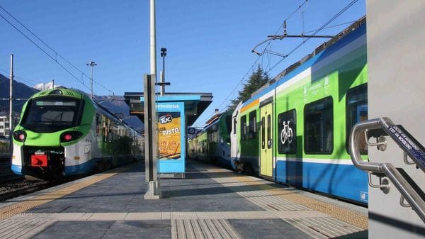 Sospesi i treni Lecco-Bergamo per un mese di cantieri