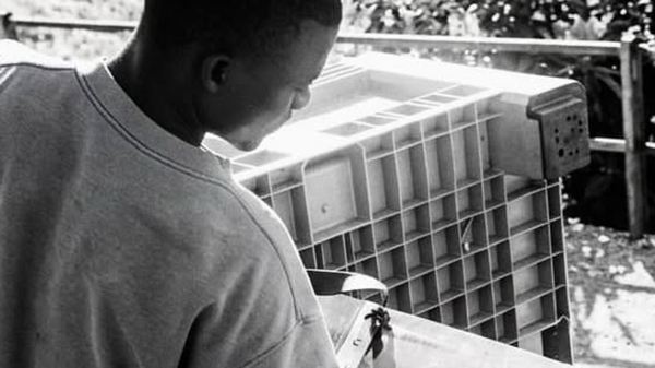 È Sylvester Tegang il 27enne morto nella galleria Monte Piazzo, «Non era solo un operaio»