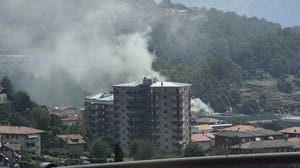 Mandello del Lario, incendio alla Gilardoni: fiamme domate, nessun rischio per la popolazione