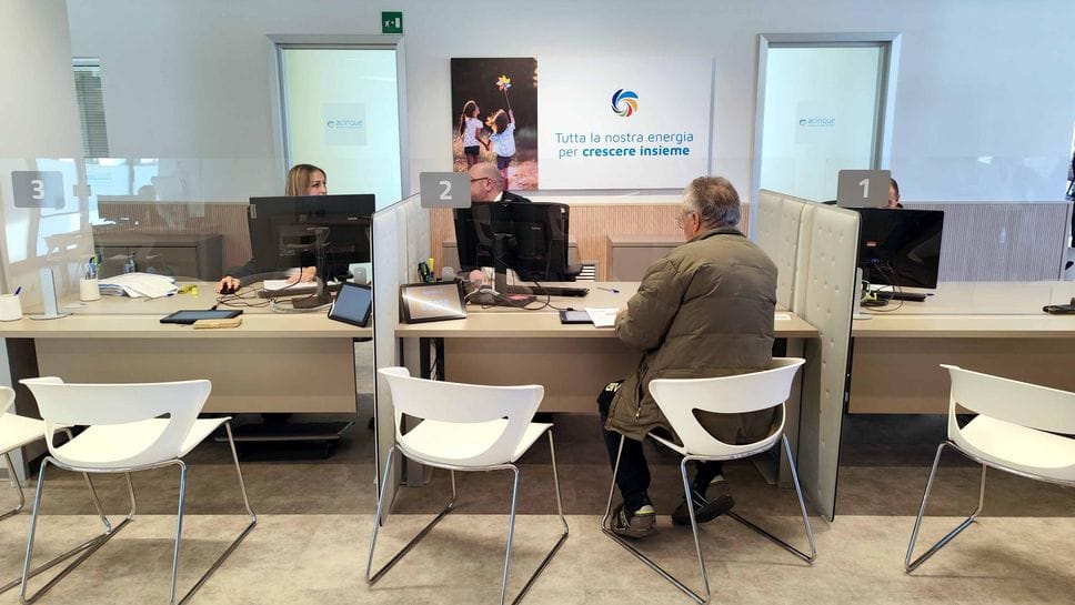 Acinque, utile in crescita nel primo semestre: accelerano gli investimenti, cala il debito