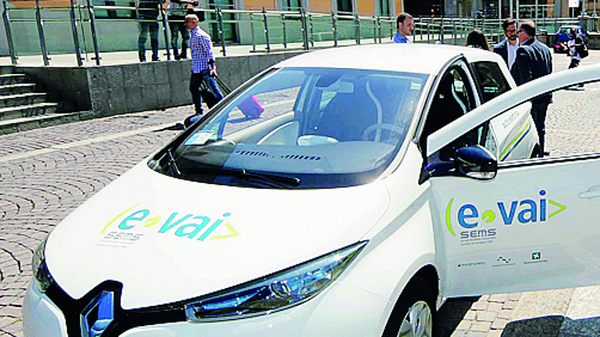 Stop al servizio di car-sharing a Lecco. «Solo 183 noleggi in sei mesi»