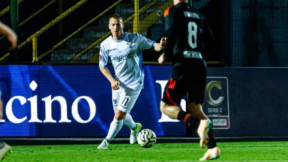 Lecco, la Reggiana vuole Galeandro: si lavora allo scambio con Urso