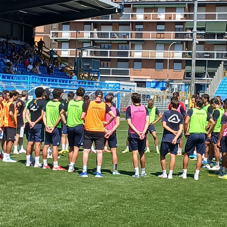 Calcio Lecco, calendario difficile: autunno di grandi sfide
