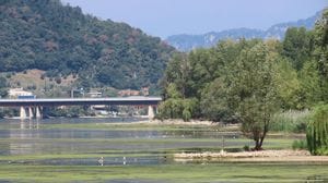 Emergenza siccità: il lago a un centimetro dal minimo storico 