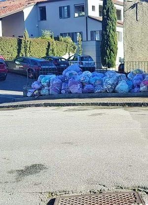 Tari più cara dai 5 ai 26 euro all’anno Minoranza contraria: «Si poteva evitare»