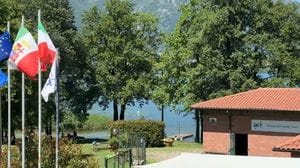 Oggiono, lago balneabile: ora il Comune cerca un gestore per il chiosco alla Sabina