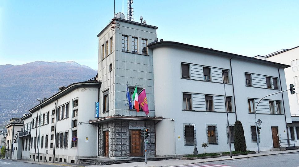 Daspo urbano a Sondrio per un 54enne: per un anno niente locali