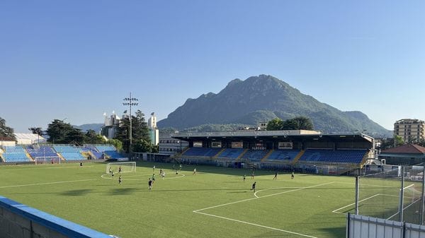 Lecco, mercato a campo aperto: tre settimane per completare la rosa