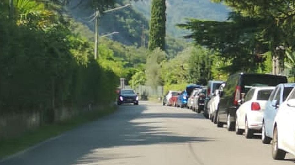 Riaperta la Lariana a Parè, ma resta l’allerta frane