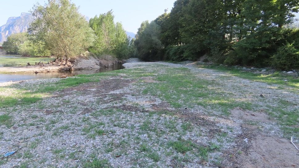 Siccità, i torrenti di Lecco quasi senz’acqua: «Ora ripuliamo le sponde»