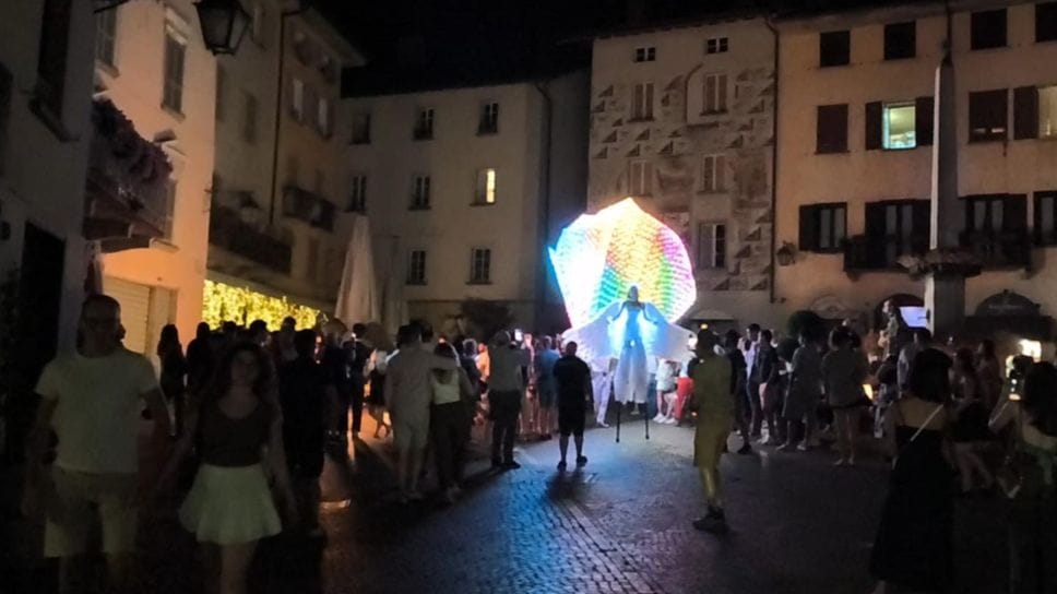 Chiavenna a lume di candela per San Lorenzo, patrono della città