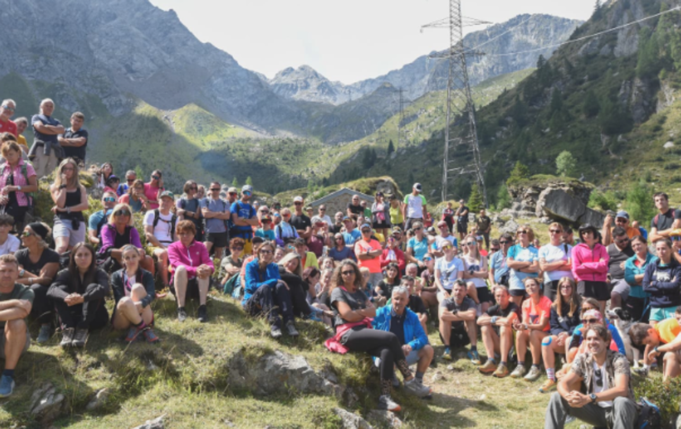 In 350 all’Alpe Caronella per Christopher: ora il rifugio porta il suo nome