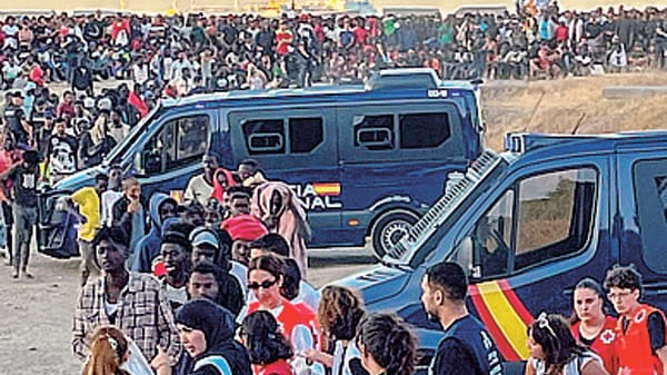 Indecente realismo, così l’Europa naufraga