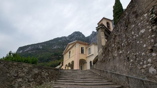 Rancio, tentato furto nelle chiese: scassinati i portoni storici