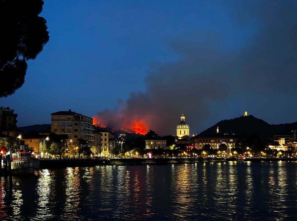 Gli incendi e il senso dell’essere comunità
