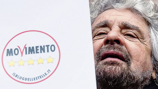 Il ritorno di Grillo tra rancore e disegni