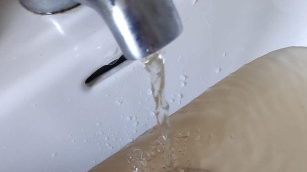 Castello dell’Acqua: non bere dai rubinetti