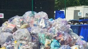 Colico, parlano i villeggianti delusi: «Poca pulizia e troppi sacchi in giro»