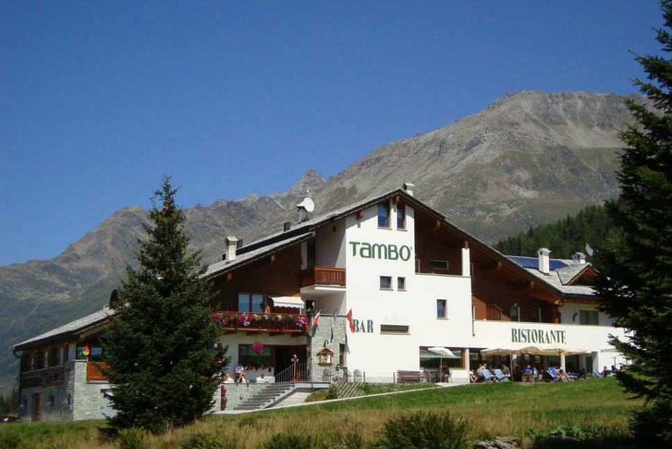 Ondata di furti in Alta Vallespluga: carabinieri al lavoro