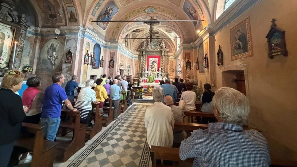 Bianzone, la fede resiste allo smottamento: celebrato San Bernardo tra tradizione e futuro
