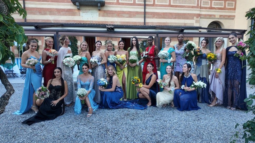 Varenna Fashion Night, Villa Cipressi sfila sulla passerella dell’eleganza