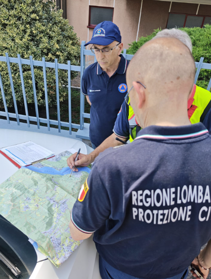 Incendio sul Moregallo: «Situazione sotto controllo, si indaga sulle cause»