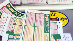 SuperEnalotto, 223 milioni vinti a Oggiono: la schedina fortunata giocata da “Cafè”