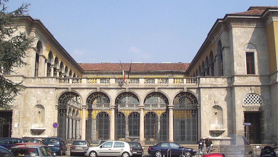 Casatenovo, 18 chili di marijuana nel garage a Carate: patteggia due anni e otto mesi