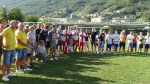 Traona, “Un calcio per il Tralcio” fa centro: vince l’Olympic Retica, trionfa la solidarietà