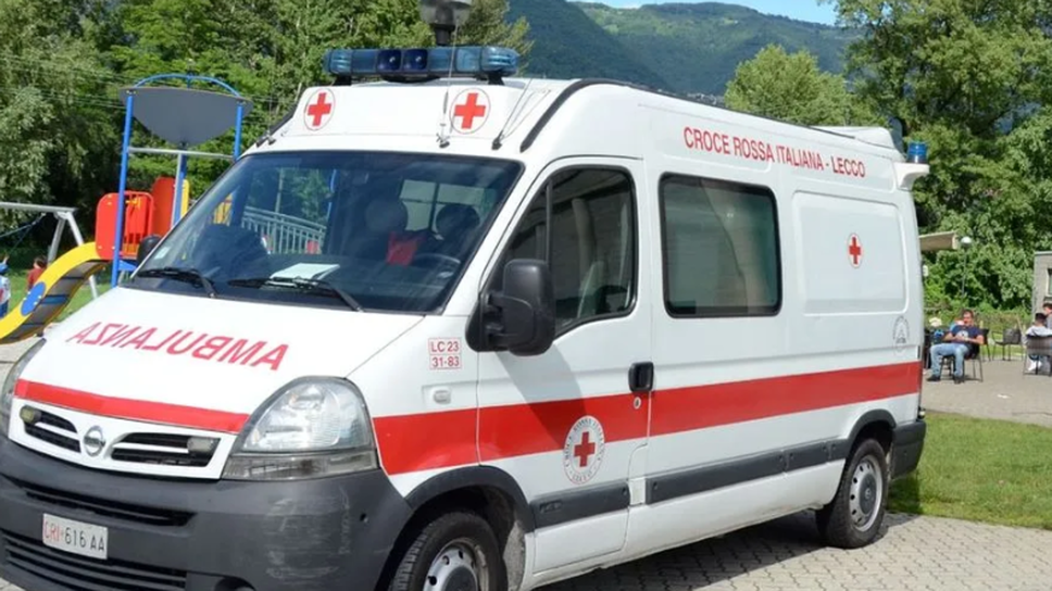 Olginate, botte in strada: coppia finisce in ospedale