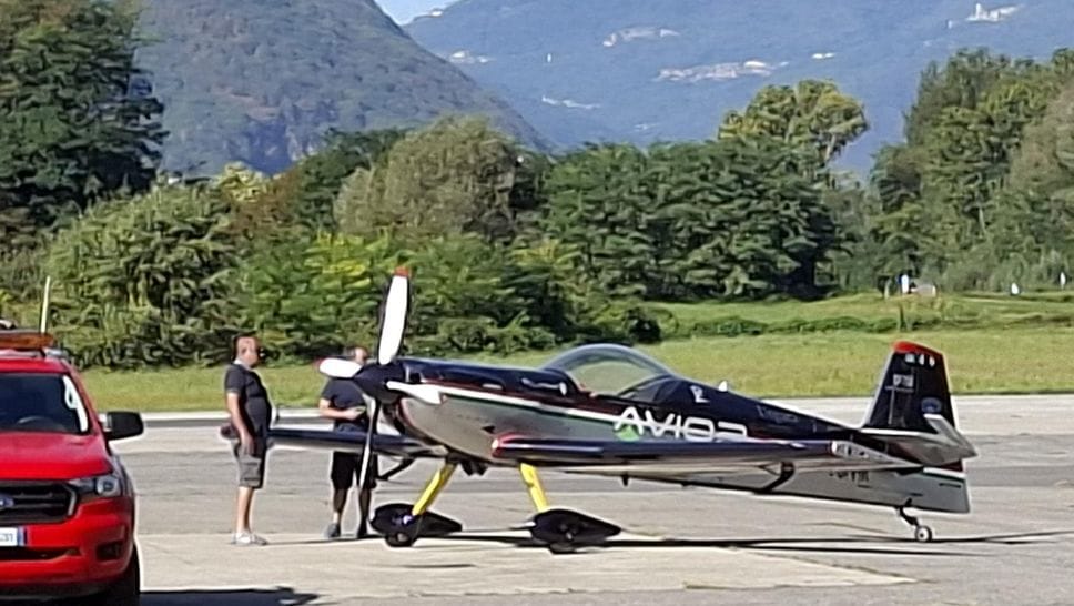 Caiolo, la Festa dell’aria fa il pieno: decolli e acrobazie per tutto il giorno