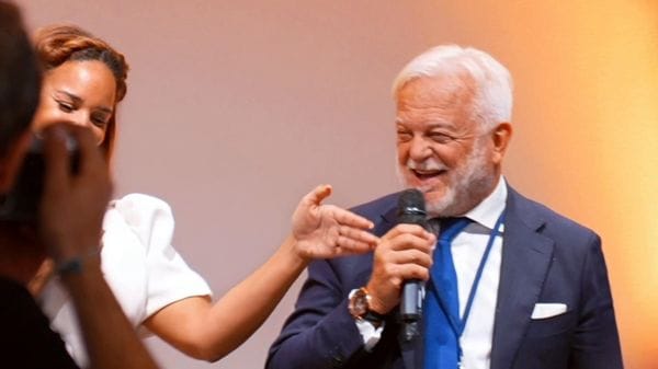 Immagine per italpress-4jg6