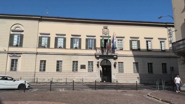 Lecco, scontro in consiglio sulla commissione controllo e garanzia
