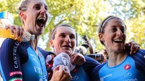 Mondiali di ciclismo, Monica Trinca Colonel fa la storia: è oro nella staffetta mista