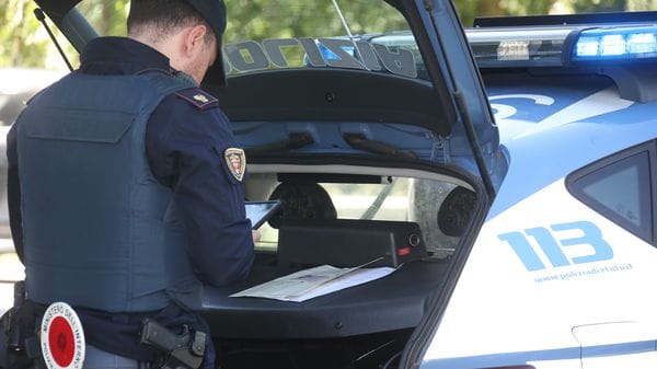 Sondrio: avviso orale per giovane ubriaco e aggressivo