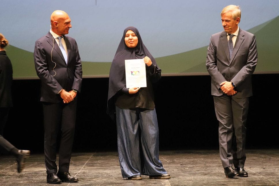 “100 con merito”, premiati 67 diplomati eccellenti al Teatro Sociale di Sondrio