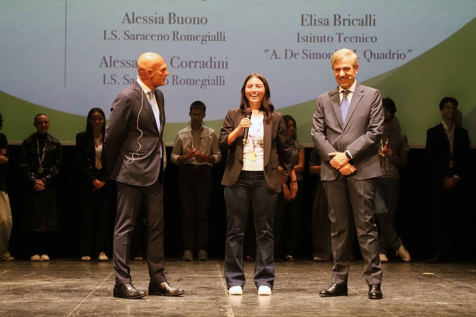 “100 con merito”, premiati 67 diplomati eccellenti al Teatro Sociale di Sondrio