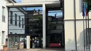 Olgiate, denunciato il 50enne che ha aggredito sindaco e vicesindaco
