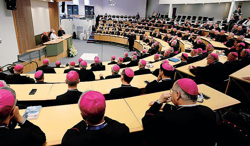 Riparare  il male. La chiesa tesse trame