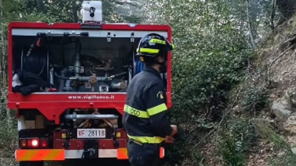 Bellano, principio di incendio sul Monte Muggio