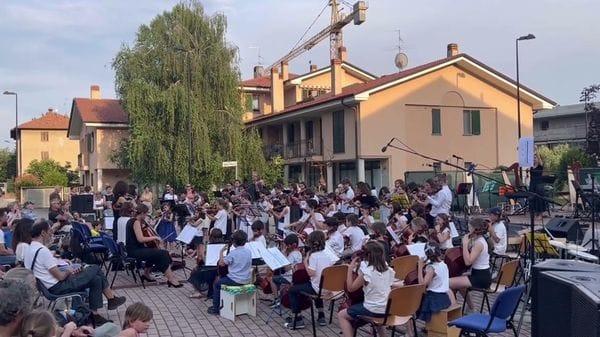 Osnago, 41 giovani musicisti alla Sala Verdi per i 50 anni del Metodo Suzuki in Italia